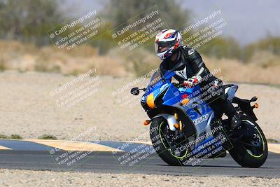 media/Mar-28-2022-Superbike Trackdays (Mon) [[b8603d0f67]]/Open Track Time/Turn 7/